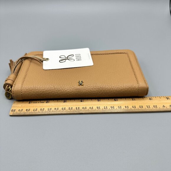HOBO Nila Large Zip Around Continental Wallet Sandstone Pebbled Leather *READ* - Picture 14 of 16